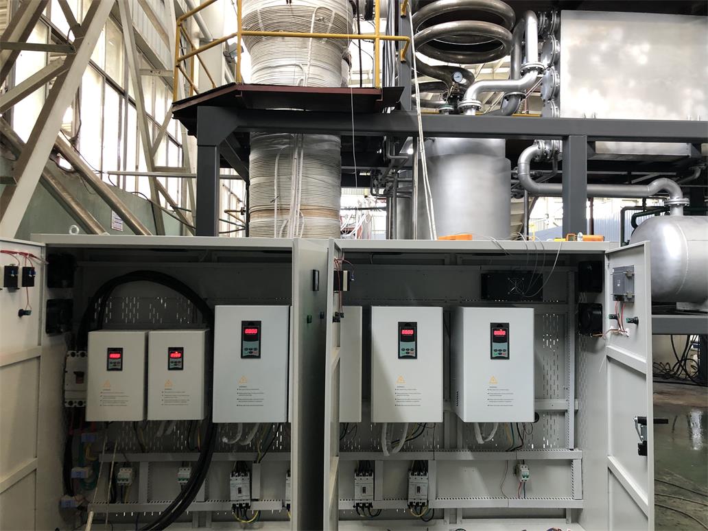 廢塑料裂解煉油電磁感應(yīng)加熱系統(tǒng)