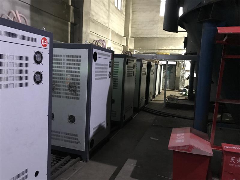 電磁采暖爐助力煤改電工程，萬(wàn)丈豪情意在保衛(wèi)藍(lán)天！.jpg